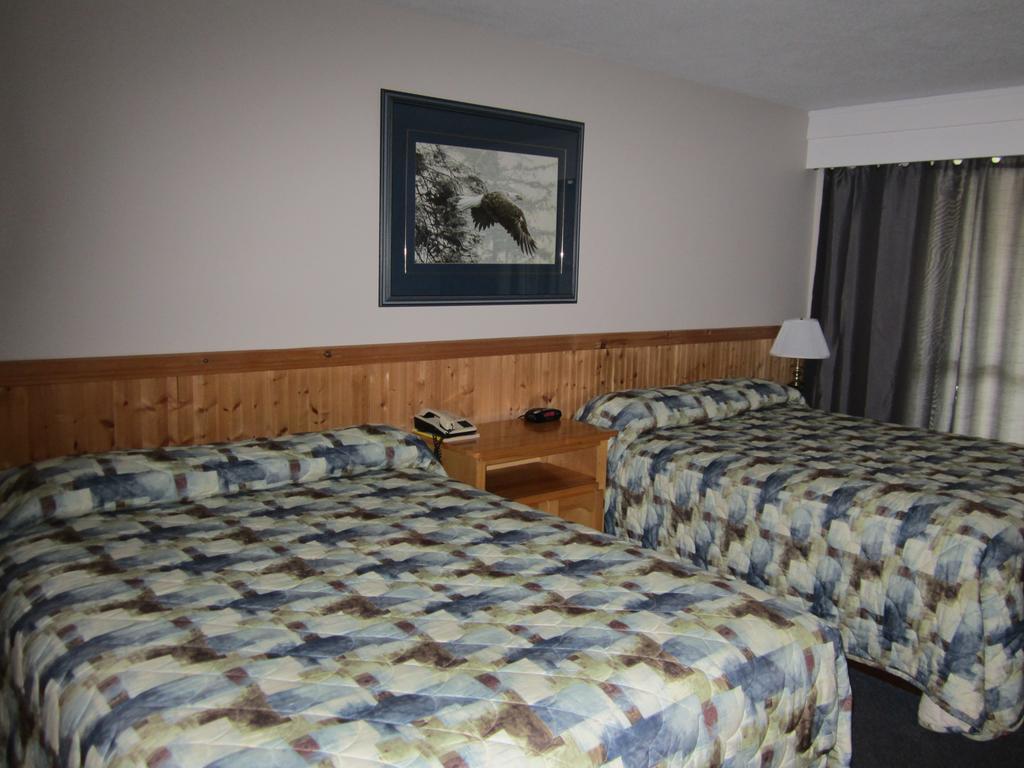 Lakeside Motel Williams Lake Eksteriør billede
